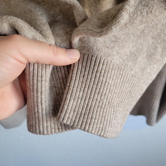 Emma's Expressions Bow Beige Tan Crew Neck Sweater Top Womens Size XL - Picture 5 of 7